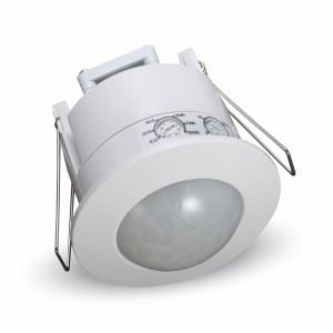 Senzor tip: infracrveniPreporučena snaga: max 300W (LED)Opseg detekcije: 360°Detakcija udaljenosti: max 6m (